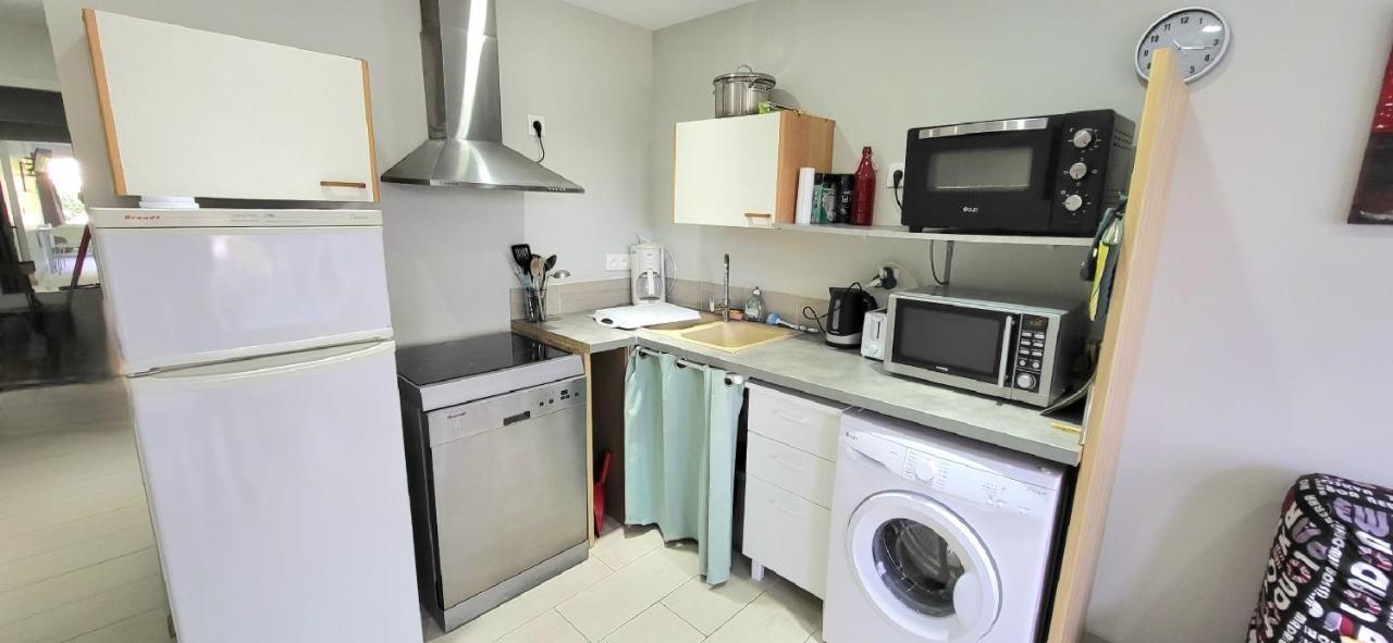 Residences Les Sansonnets "Appartements & Studios" Jonzac Exterior foto