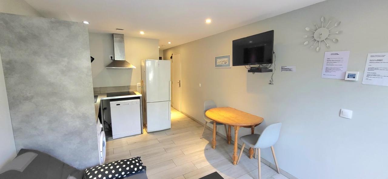 Residences Les Sansonnets "Appartements & Studios" Jonzac Exterior foto