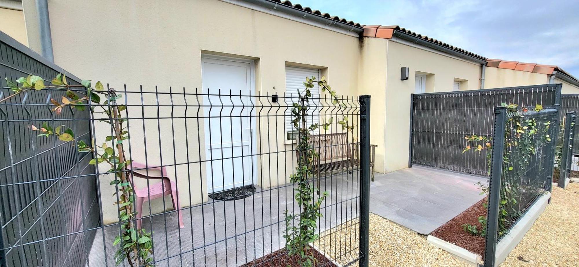 Residences Les Sansonnets "Appartements & Studios" Jonzac Exterior foto