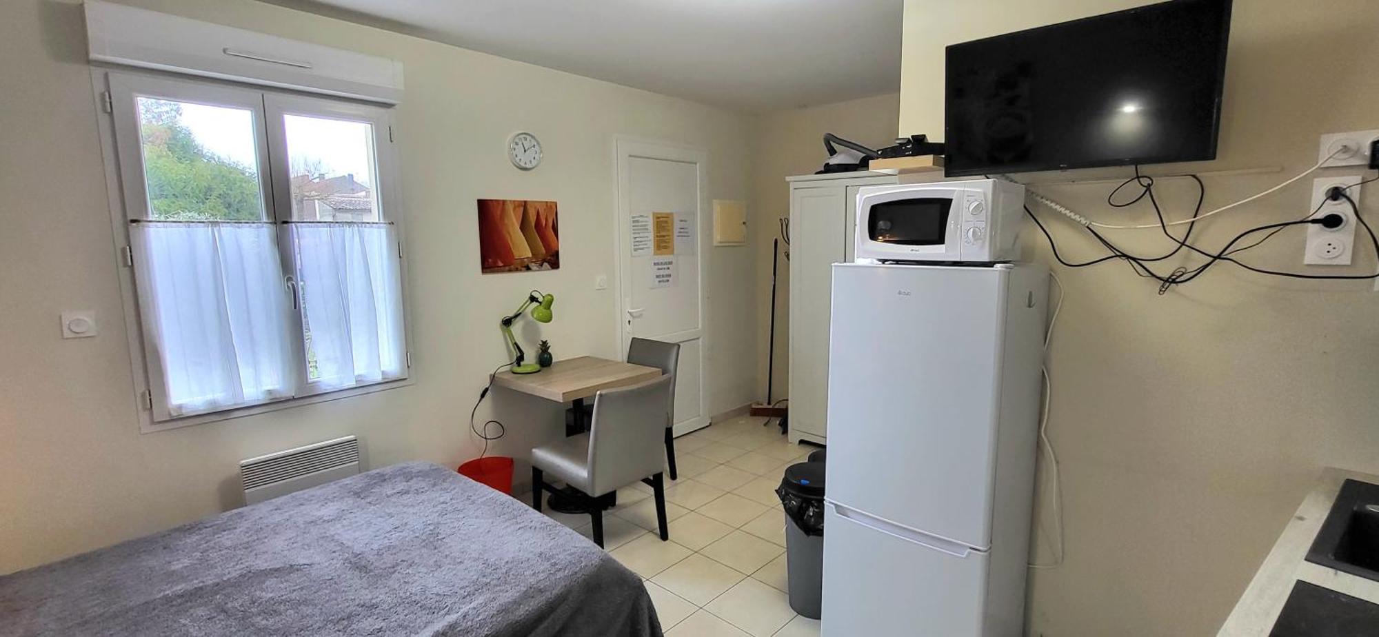 Residences Les Sansonnets "Appartements & Studios" Jonzac Exterior foto