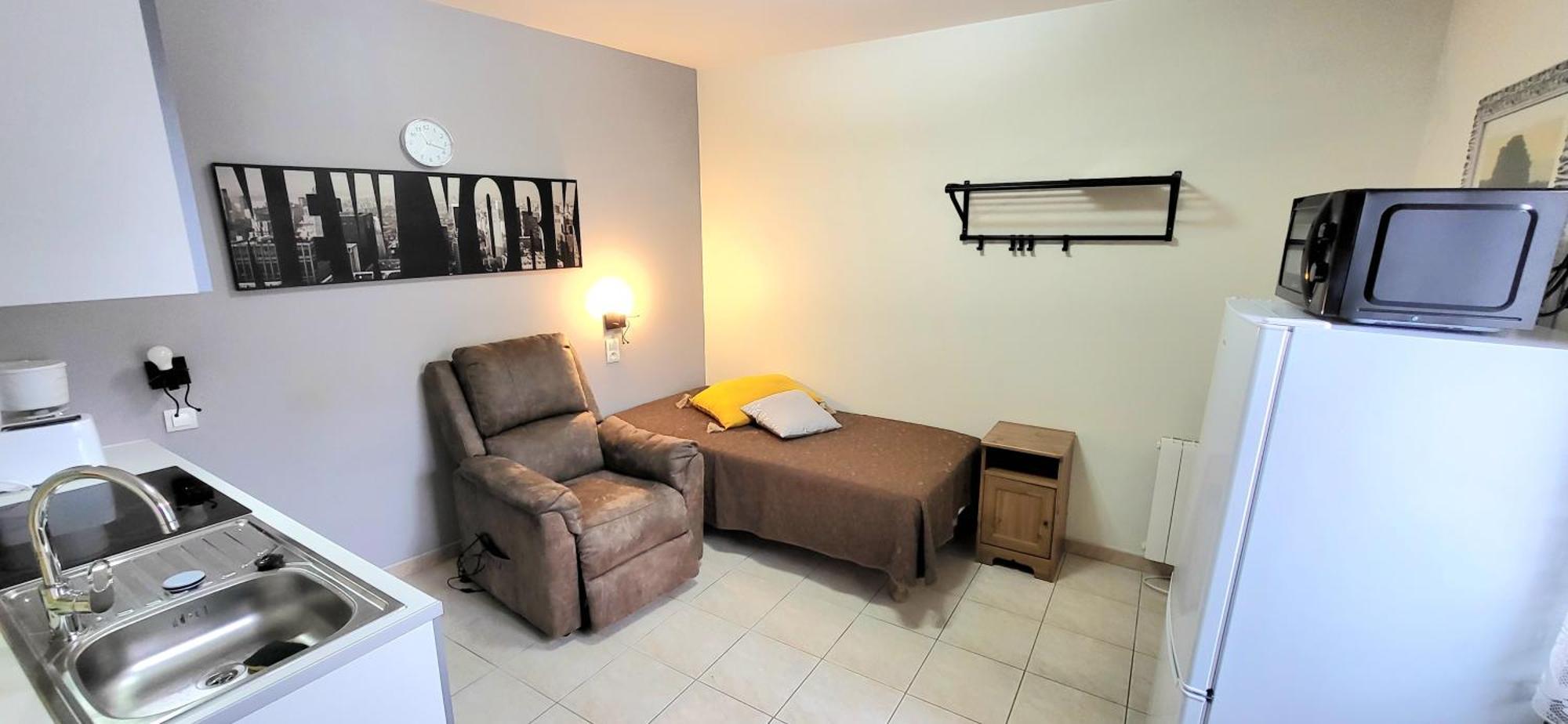 Residences Les Sansonnets "Appartements & Studios" Jonzac Exterior foto