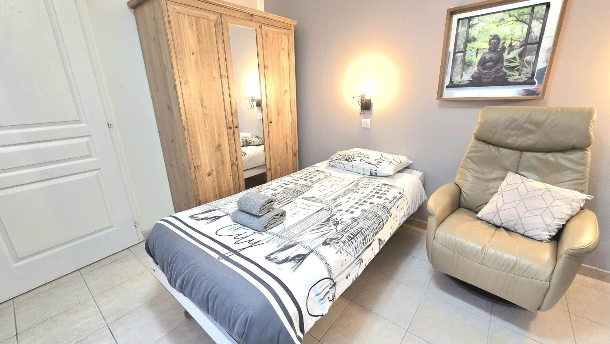 Residences Les Sansonnets "Appartements & Studios" Jonzac Exterior foto